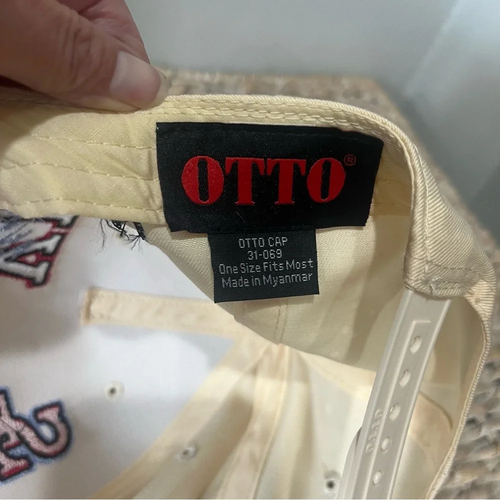 Otto hat‎ STL vs XI World Champions 2023 SnapBack Red Beige Cap